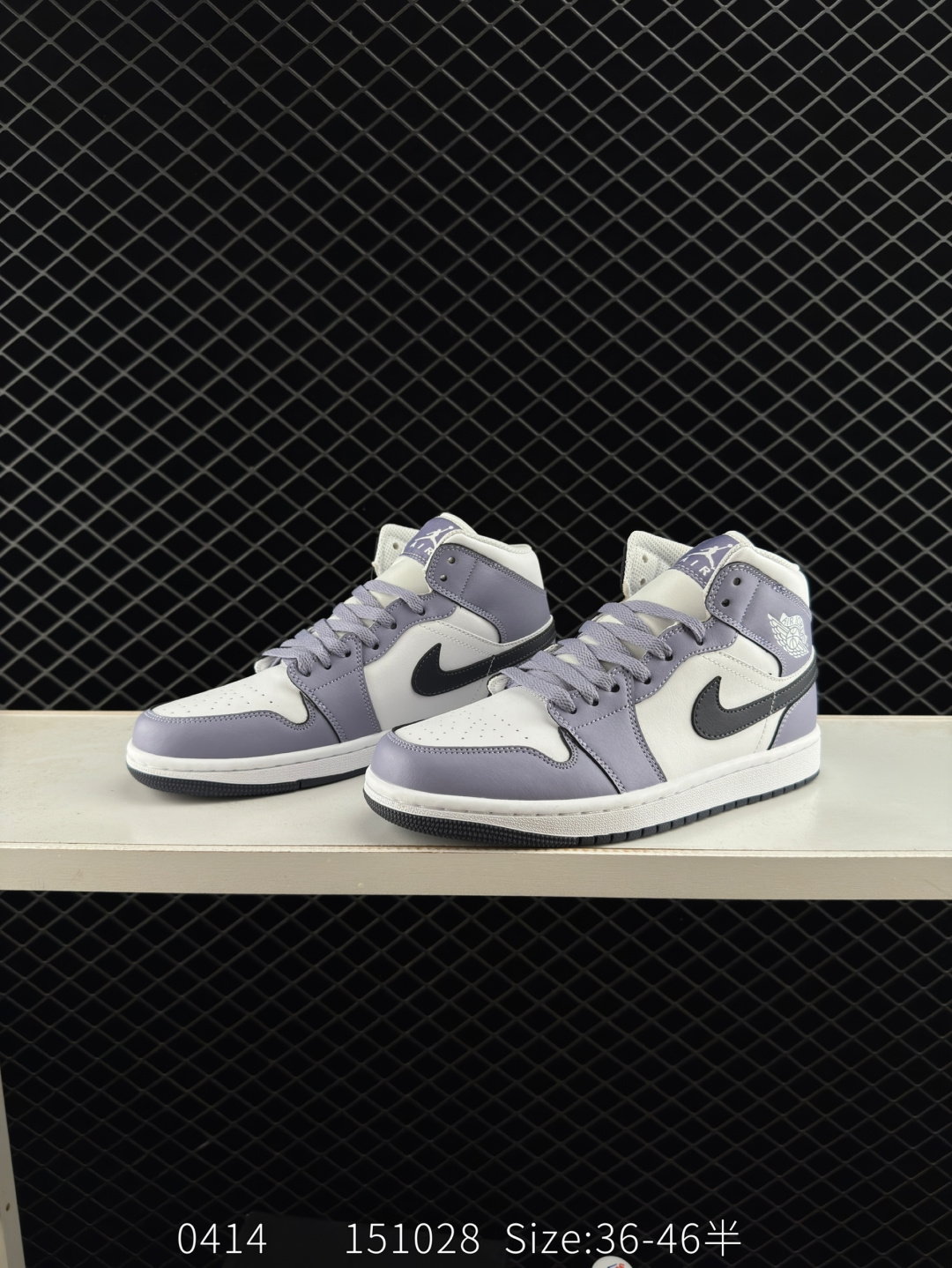 Nike Air Jordan 1 Retro Mid OG AJ